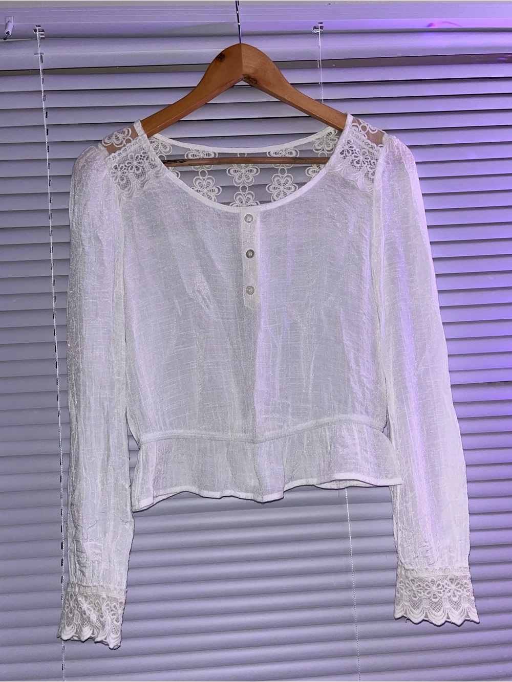 mine White Lace Peplum Blouse